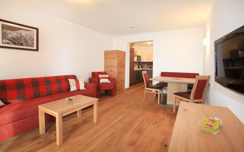 Tarlack Appartements Huetten 34 Leogang Room photo
