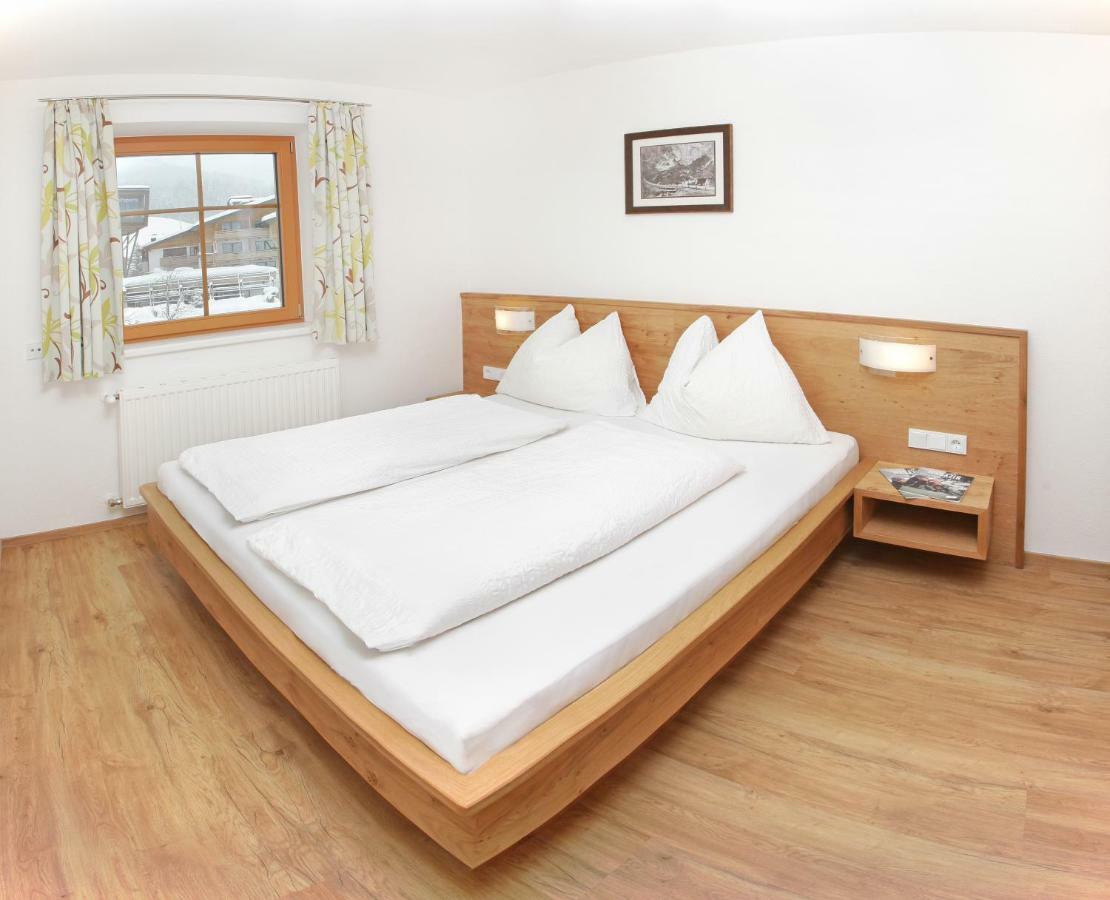Tarlack Appartements Huetten 34 Leogang Exterior photo