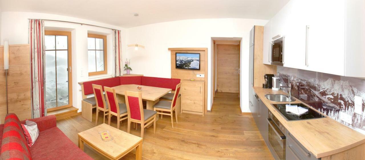 Tarlack Appartements Huetten 34 Leogang Exterior photo